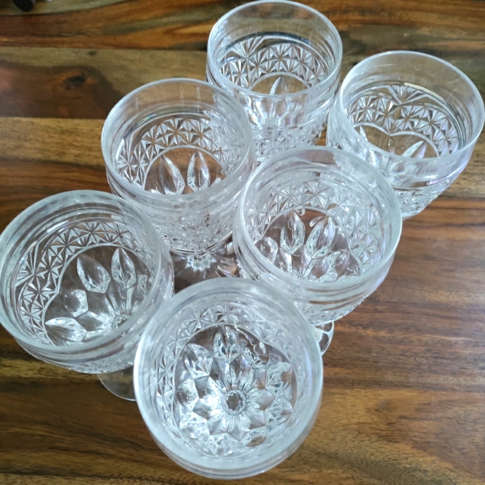 Vintage Crystal wine water glass great condition 6 set dinner party family